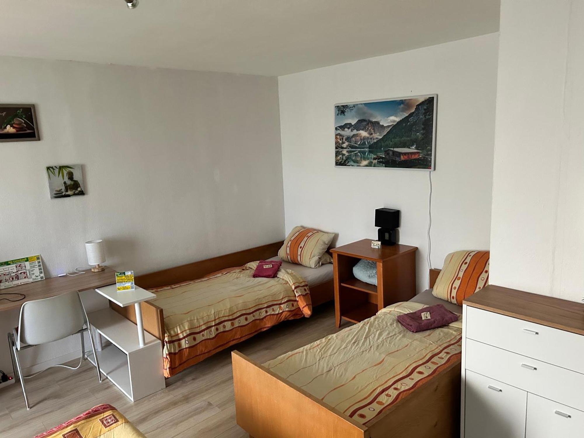 2-5 Bettzimmer Creglingen Eksteriør bilde
